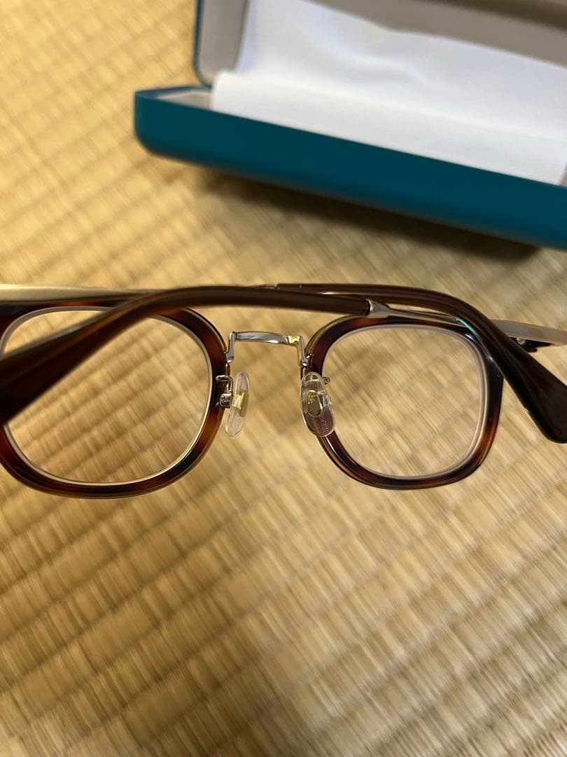 美品◎JINS ジンズ　目が小さくならないメガネ