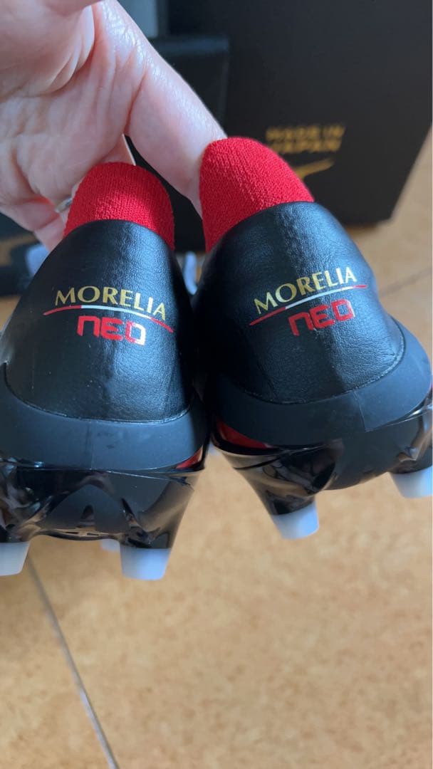 新品　モレリア　NEO4 サッカースパイク　ブラック　黒　ネオ4