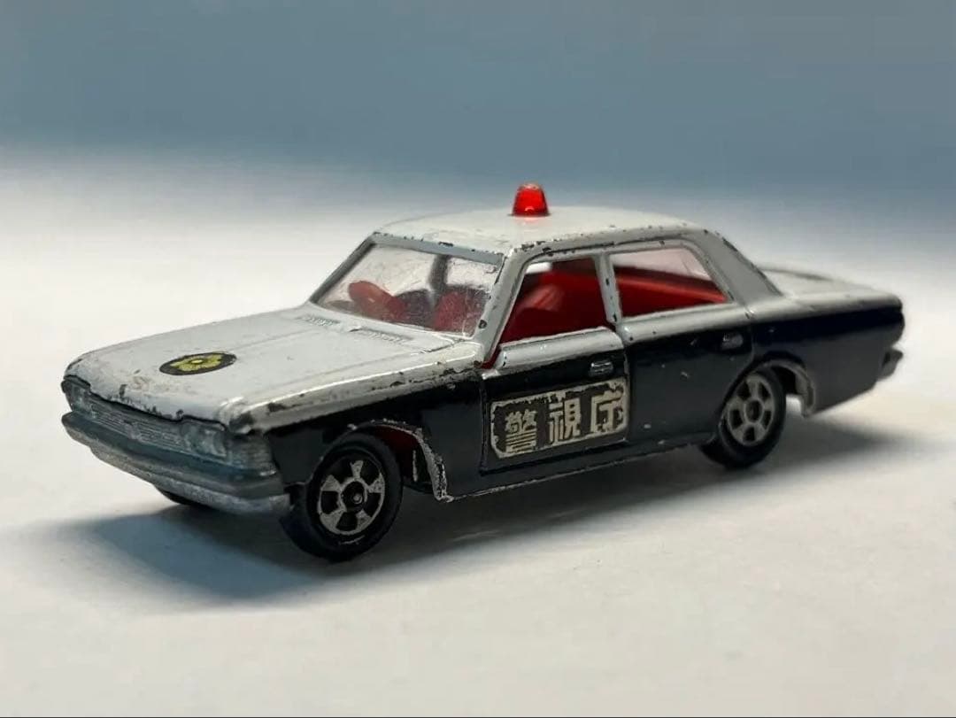 トミカ 黒箱 4-1-1 トヨタ クラウン パトカー 1Aホイール 最初期A灯