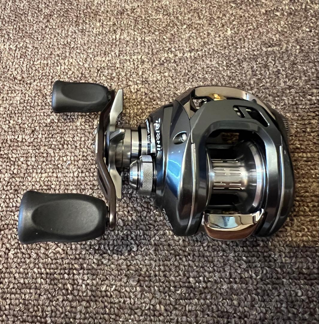 新品、美品DAIWA ZILLION LIMTED J-DREAM5.3Ｌ