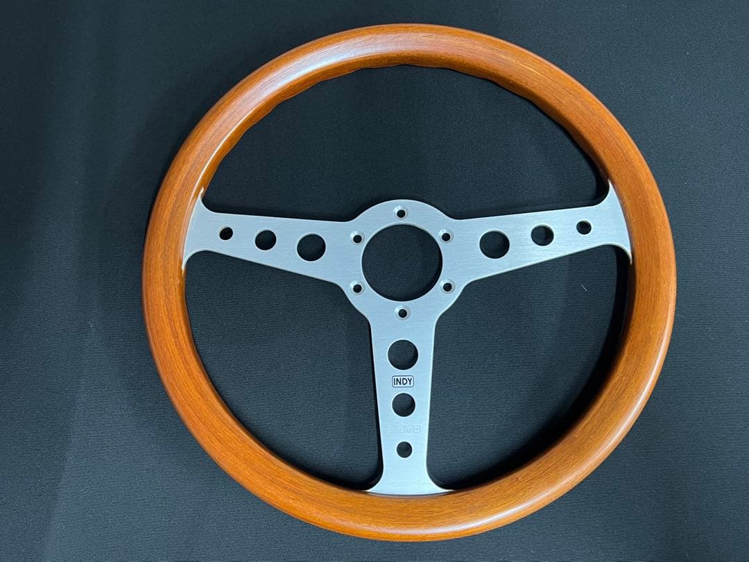 momo INDY フラットスポーク 35φ