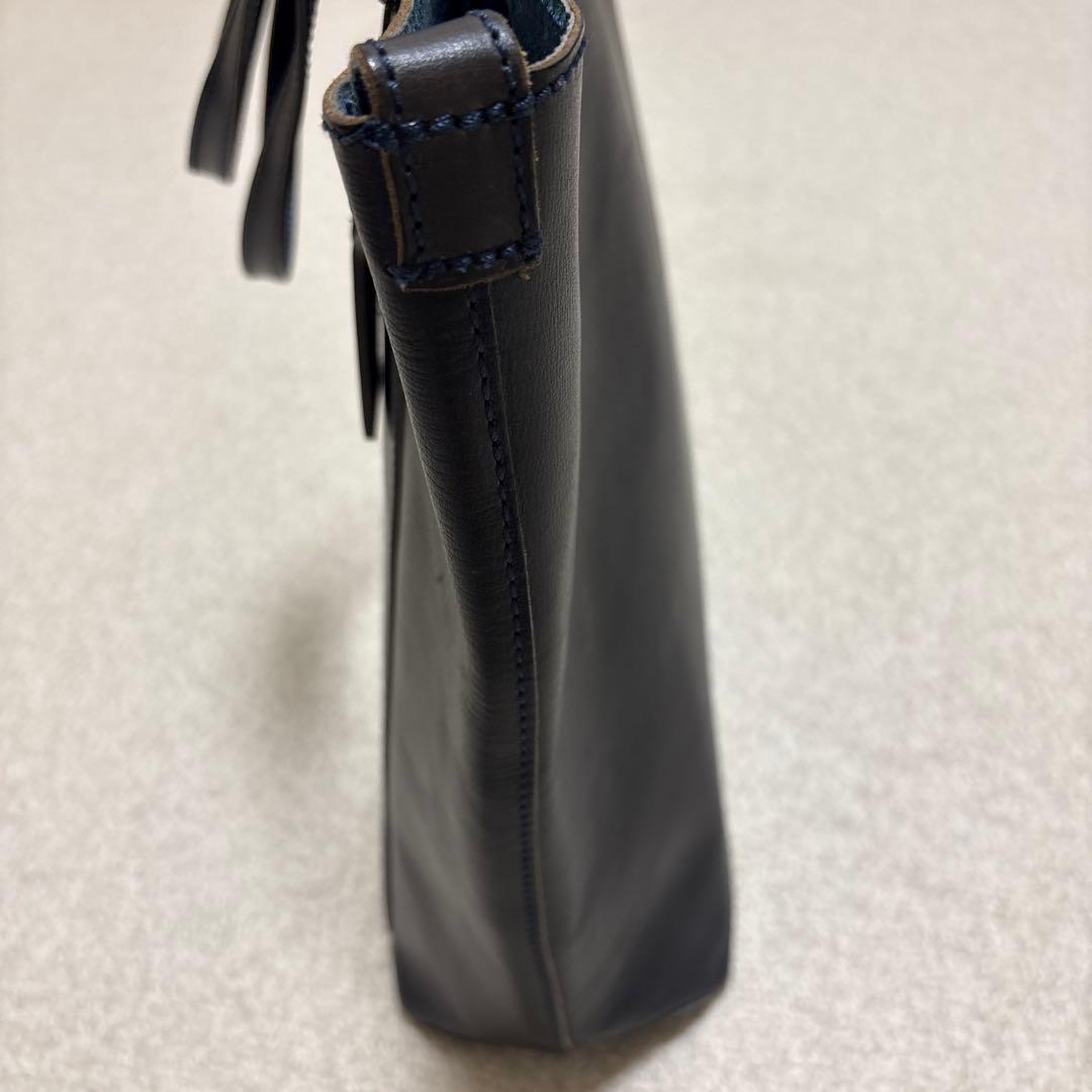 フェリージ　トートバック　ビジネスバック　本革　ブラック