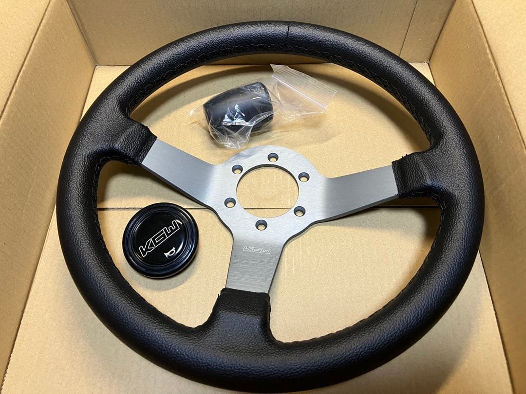 kGW ステアリング