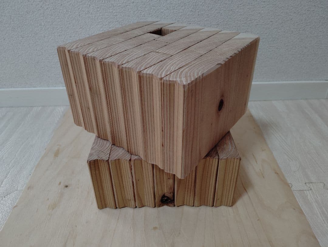 回転式籾擦り機(小型 回転軸ボルト、上部投入タイプ)