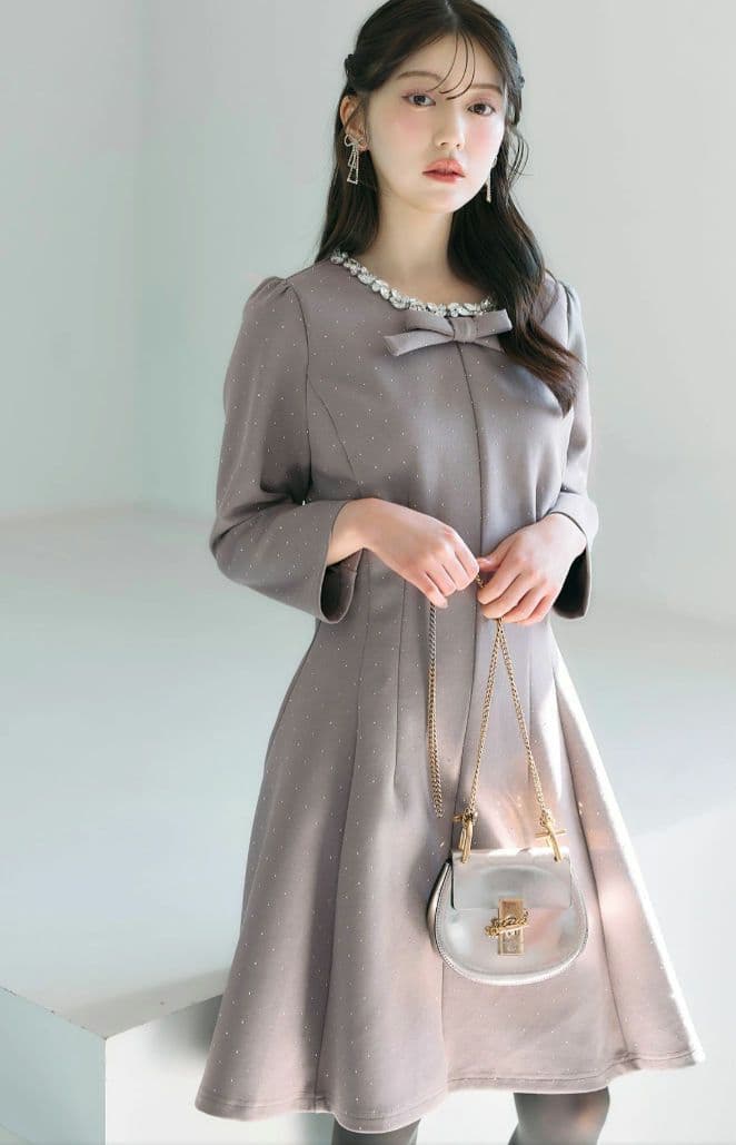 きらきらストーン×ビジュー付きリボンボンディングワンピース　アイスグレー