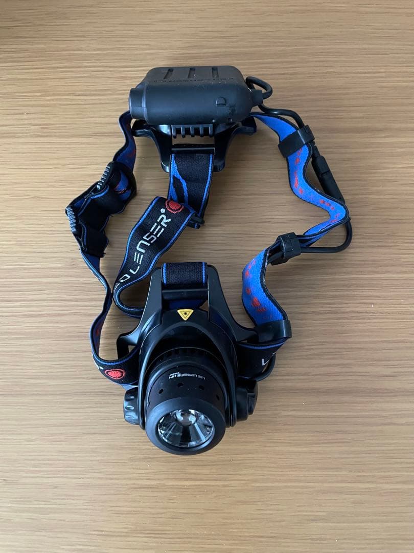 【値下げ】未使用品　へッドライト　LED LENSER H14