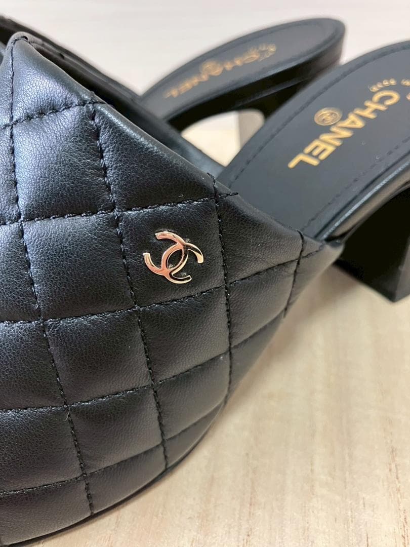 【極上】Chanel マトラッセ チェーンサンダル 38C 約24cm シャネル