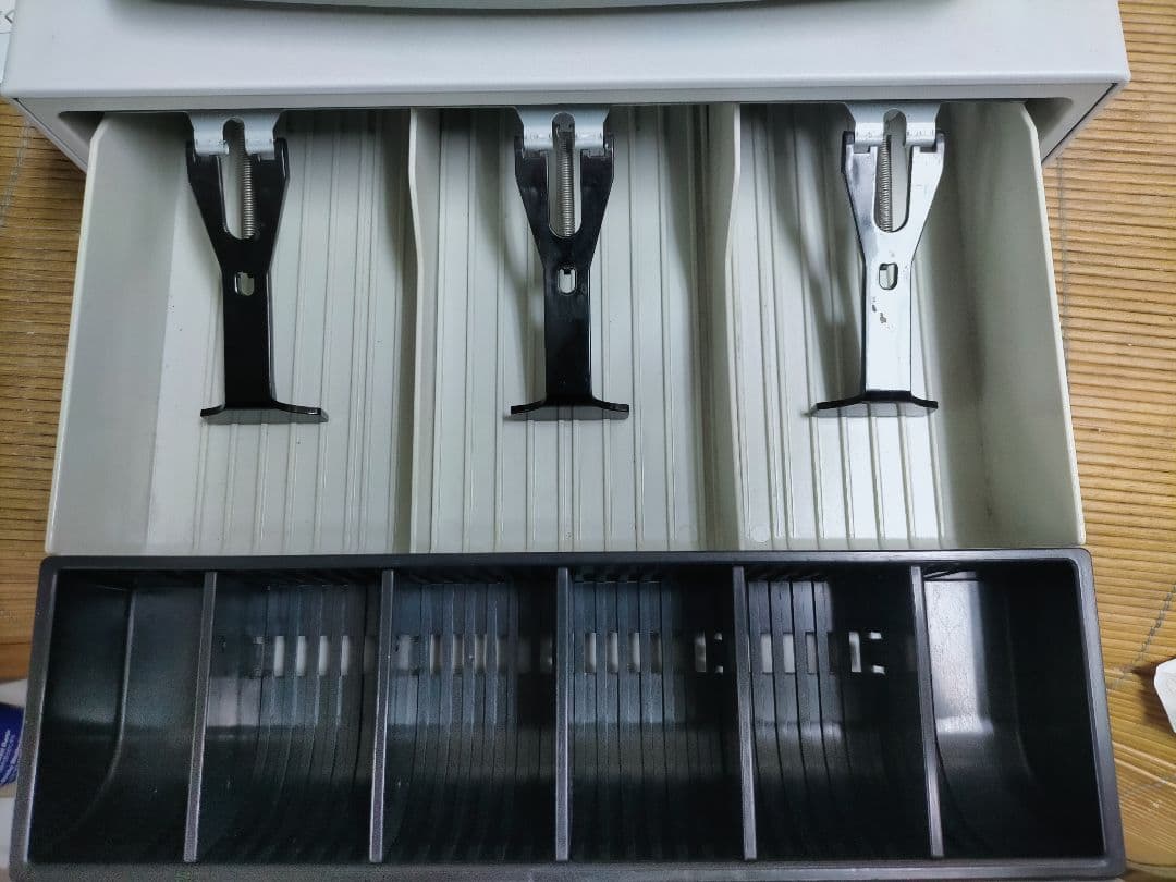 カシオレジスター　106ER　簡単便利特殊　送料込　000550