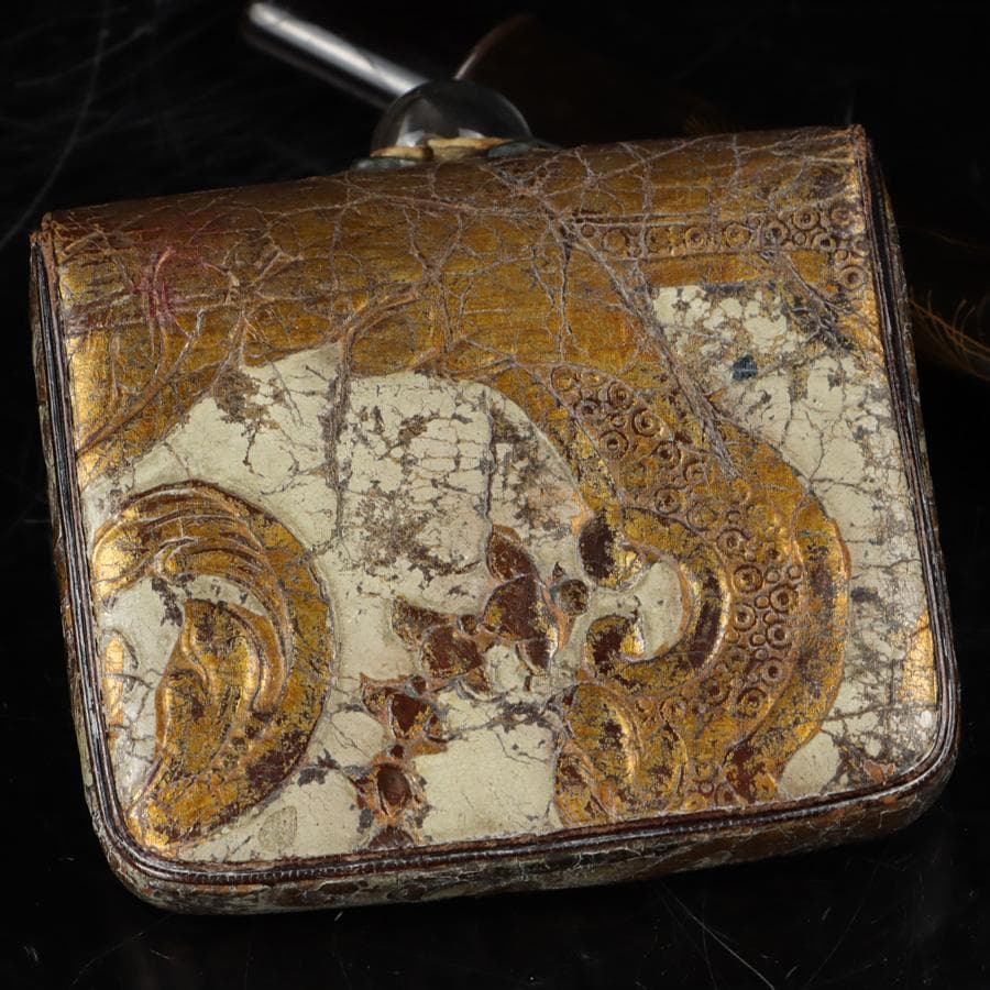Y2978-2 時代物 金銀象嵌金具 金蒔絵 煙管入れ 煙草入れ 提物　　ち