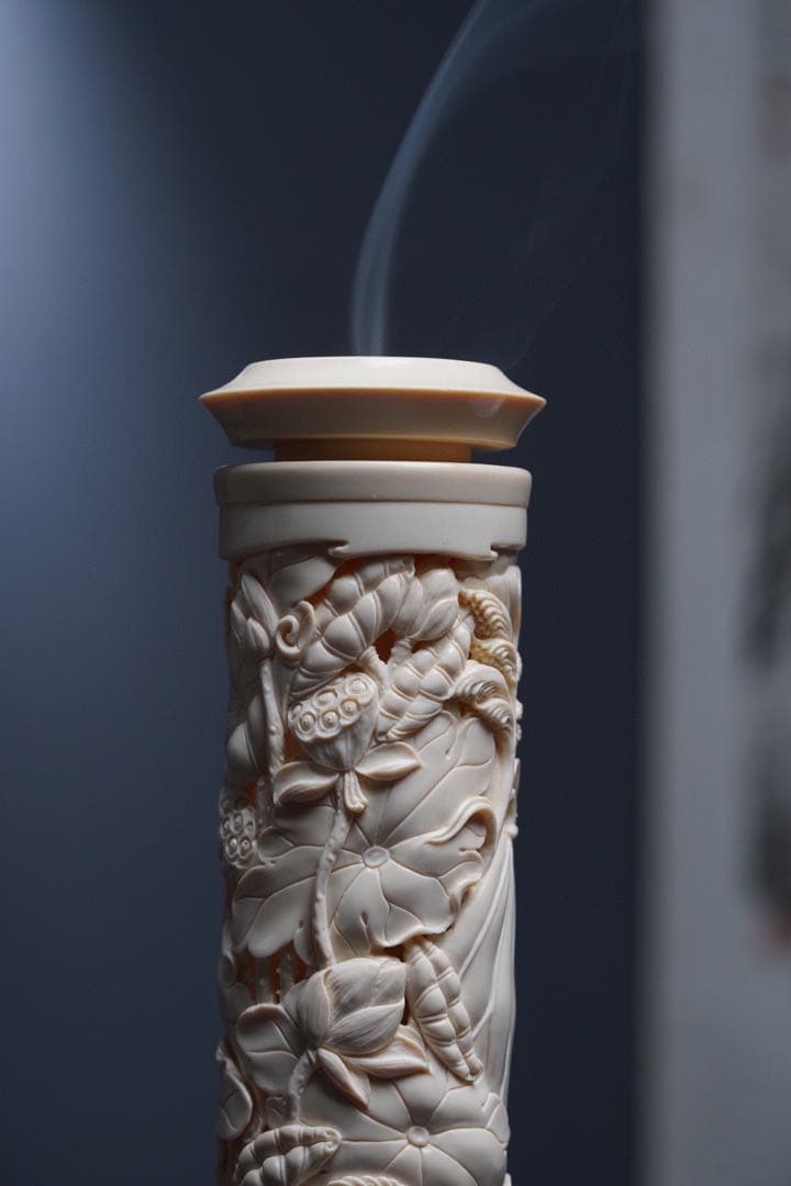 天然マンモス牙美しい手作り彫刻一鷺蓮昇香筒