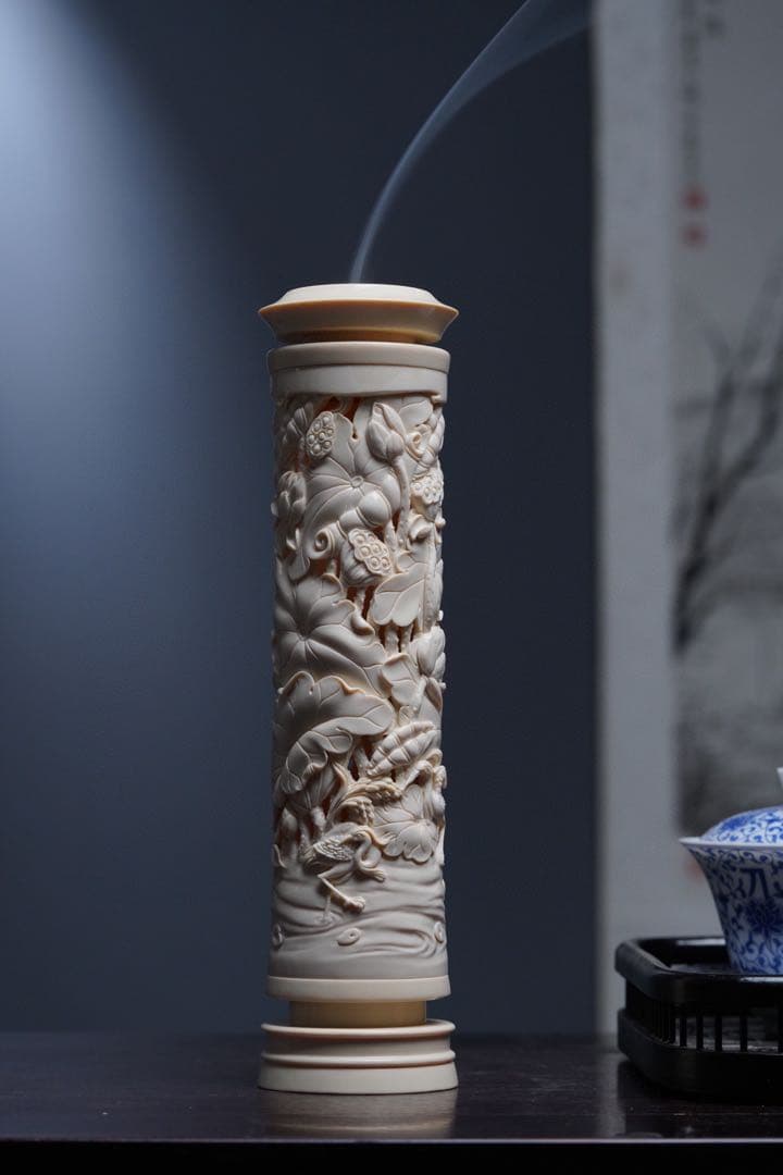 天然マンモス牙美しい手作り彫刻一鷺蓮昇香筒