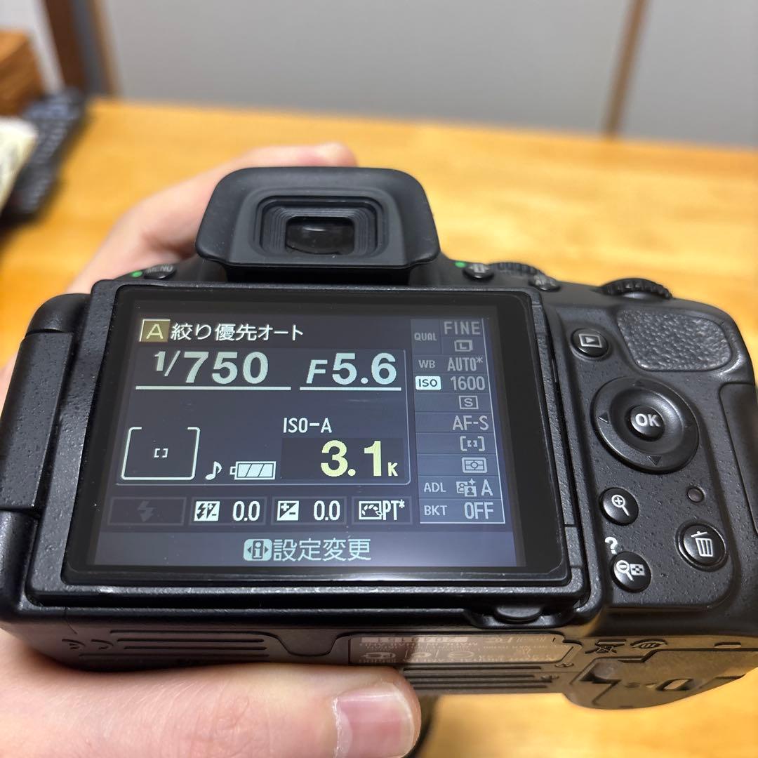 【*)様 Nikon D5100 ＋AF-S 18-200mm おまけ多数