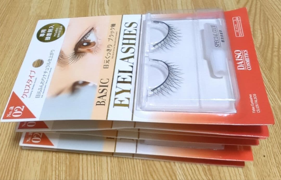 ザ・ダイソー つけまつげNo.a02 クロスタイプ・廃盤レア商品 6こセット
