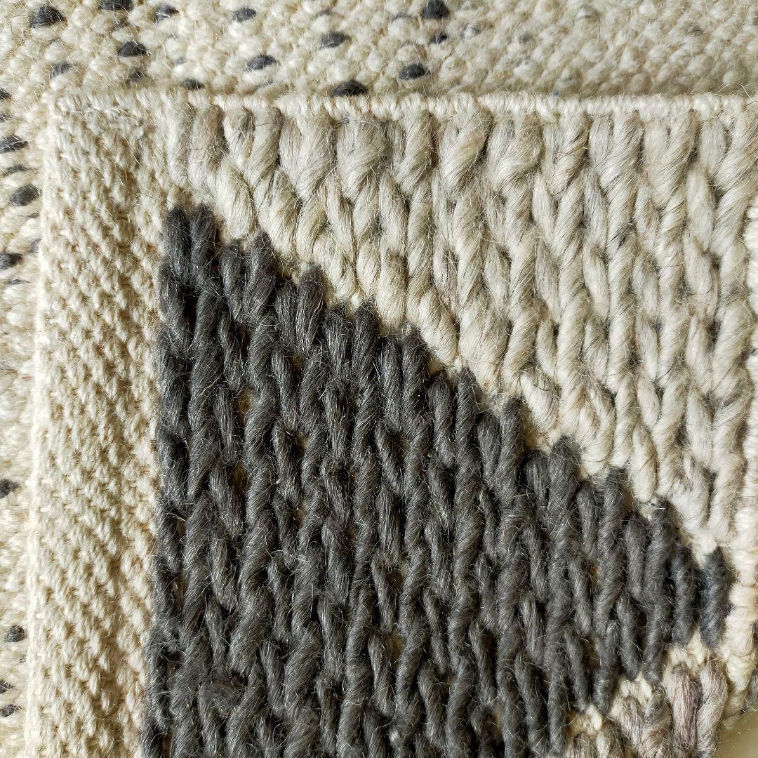 ウニコ　手編み ウールラグ　 北欧モダン シンプルデザイン　カーペット　絨毯