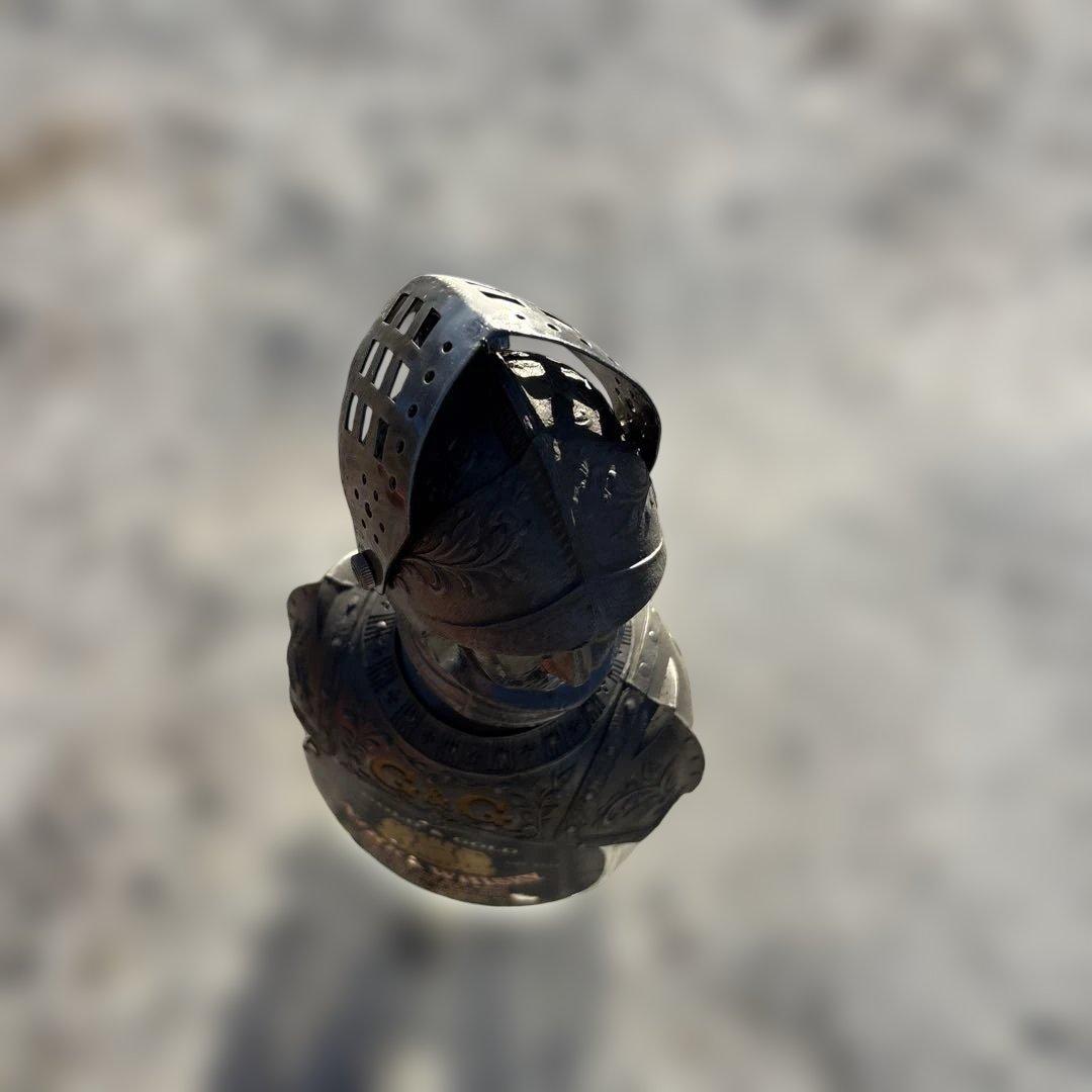 NIKKA WHISKY ゴールド＆ゴールド 750ml空ピン鎧兜　非売品