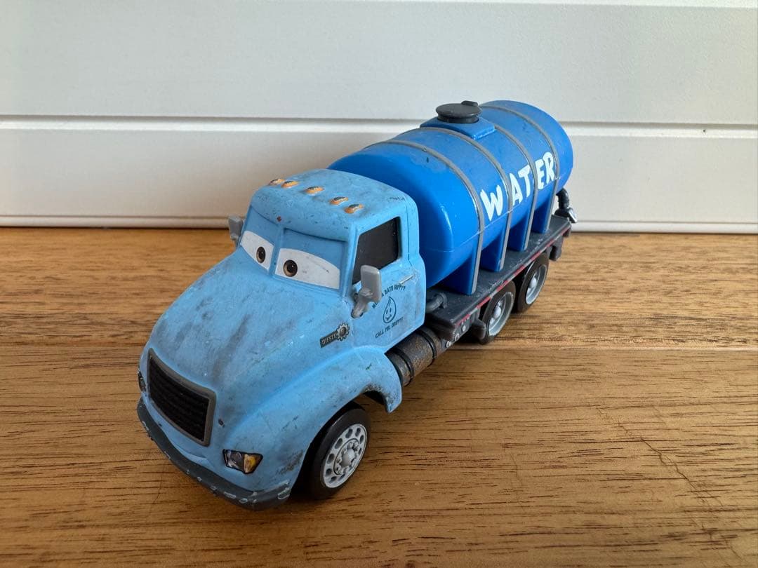 マテル社 カーズ ドリッピー