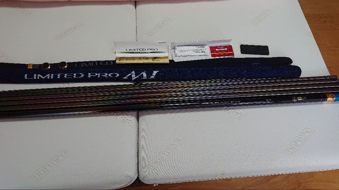 鮎竿シマノ、リミテッドプロMIシルキーダンサー90-95HWおまけ付き