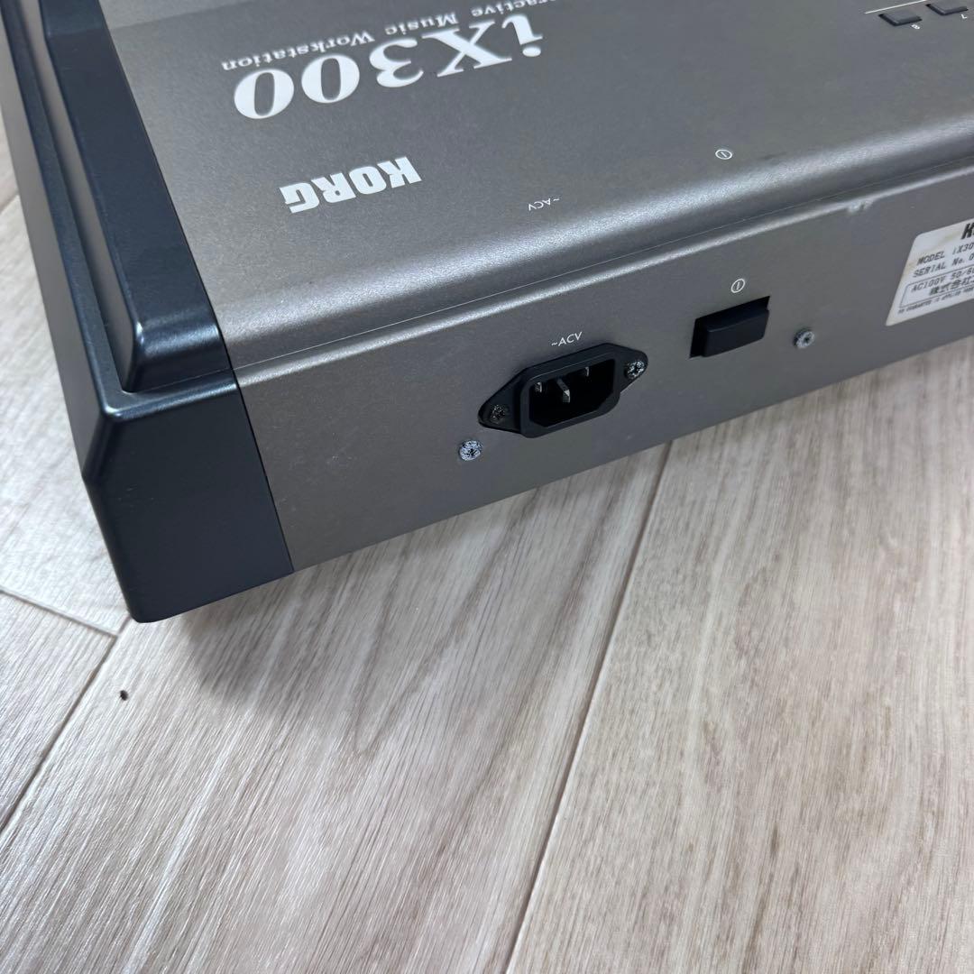 KORG ix300 シンセサイザー