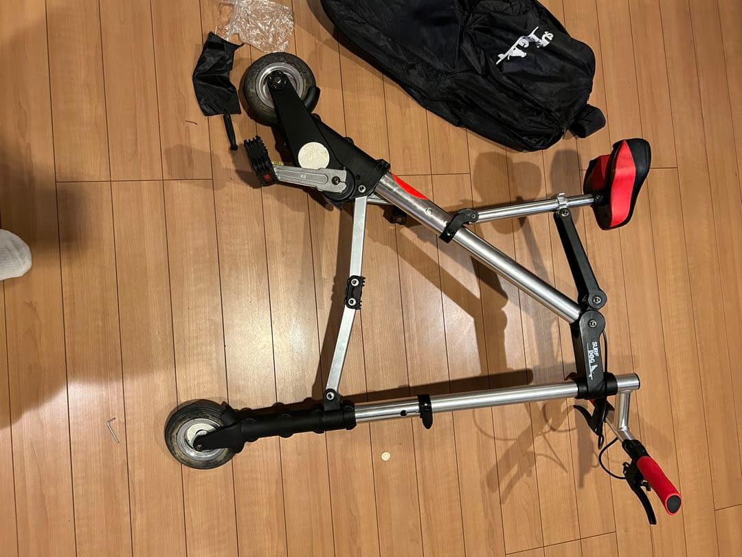 超小型　折りたたみ式自転車 アルミフレーム　見たことない自転車