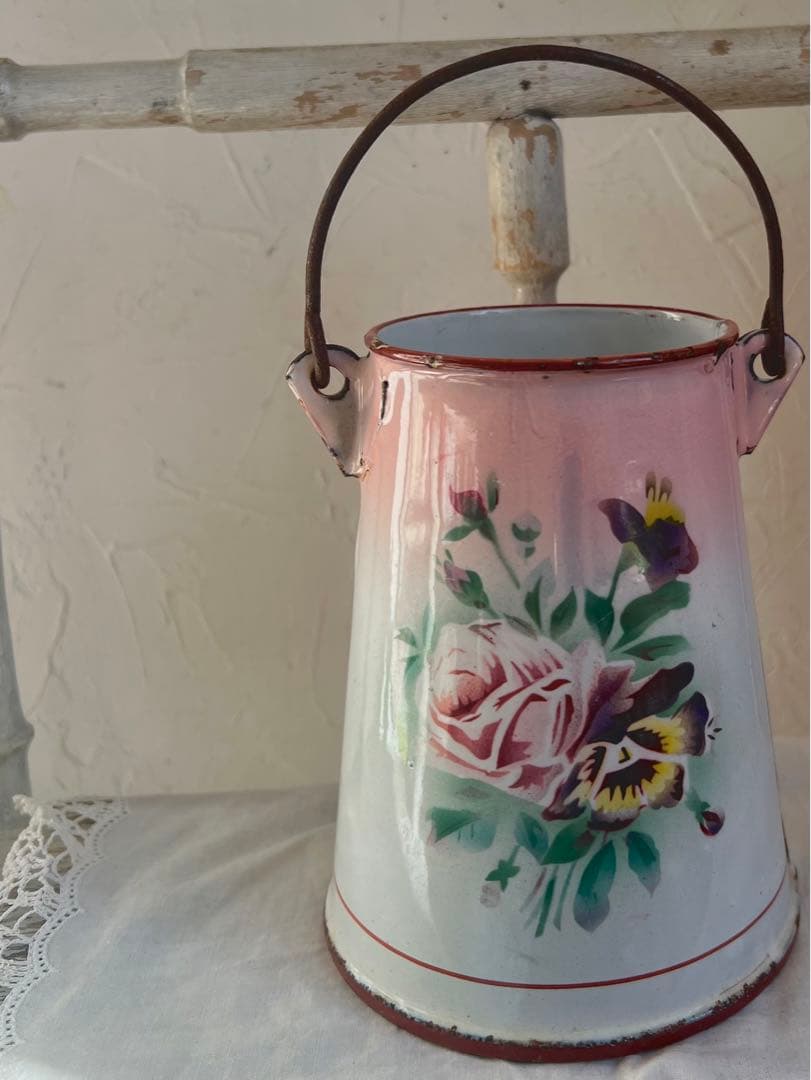 可憐♡アンティークホーロー　JAPY ウェディング　ピンク　小さな　ミルクポット