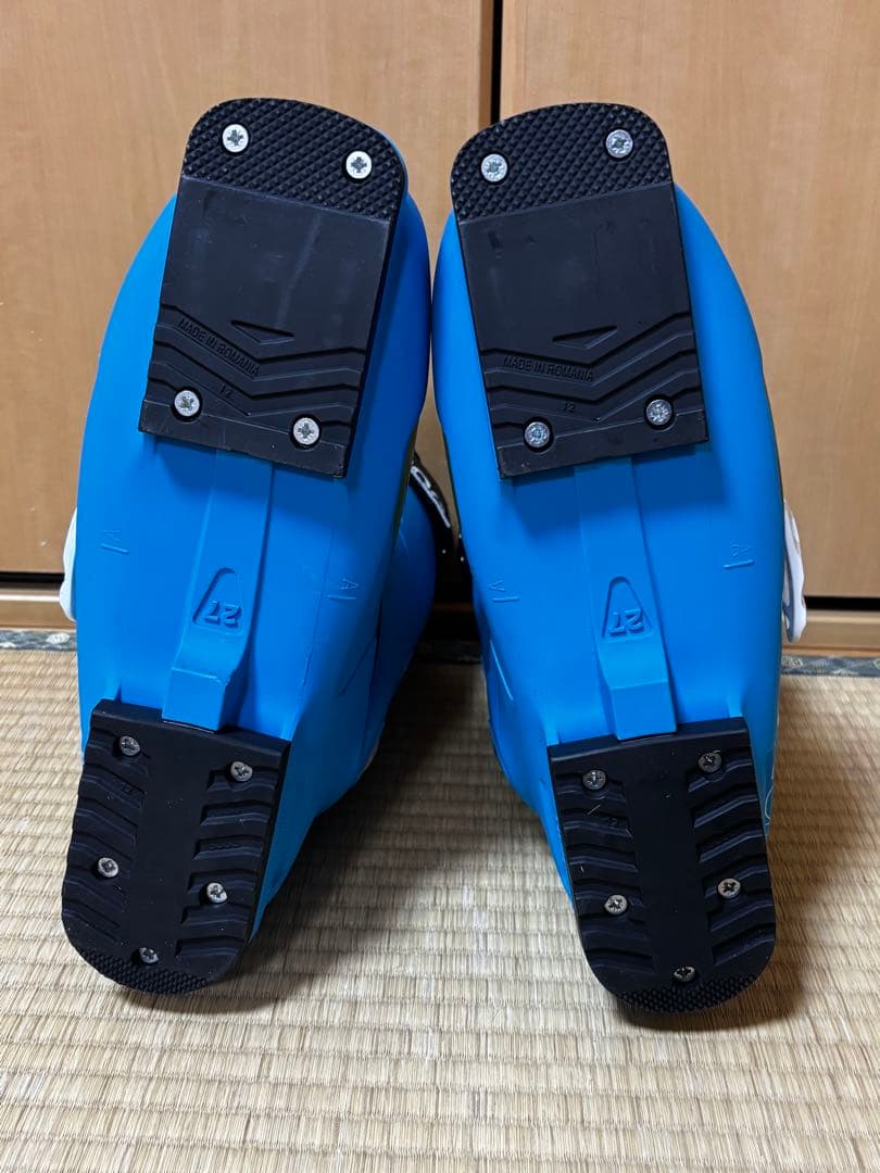 SALOMON　サロモン スキーブーツ 27.5cm 足幅広め 保温性高