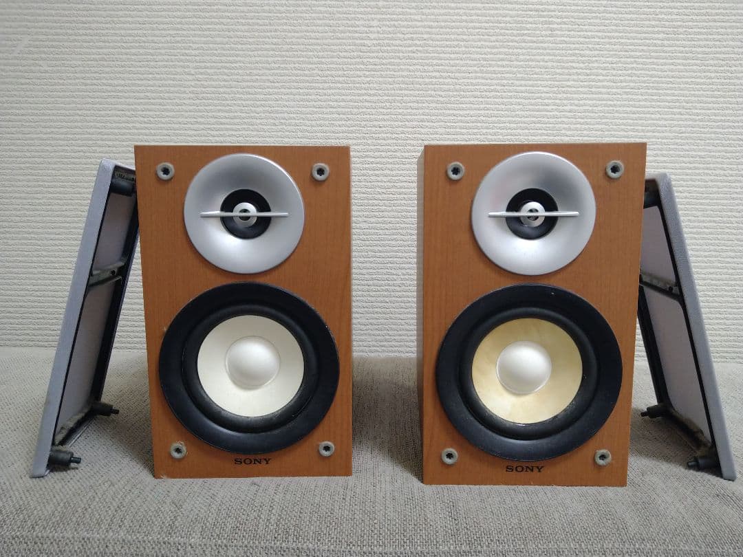 ソニー　ウォークマン・CD・MD・カセットコンポ　SONY HCD-M35WM