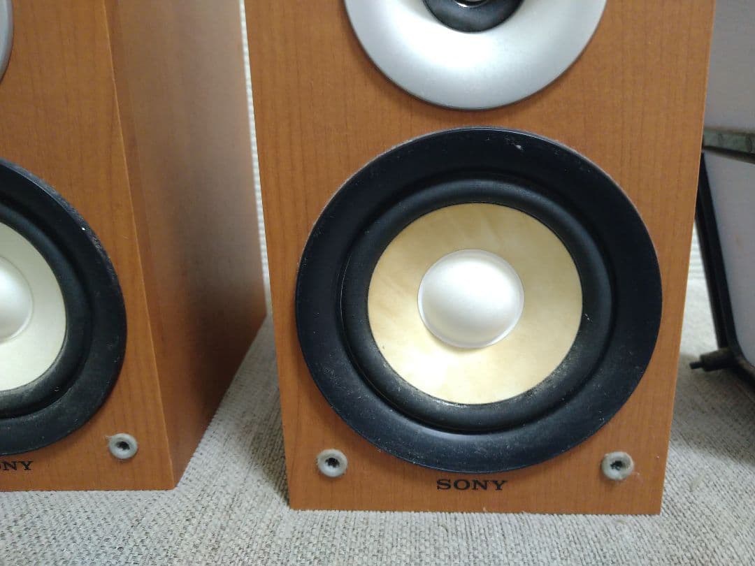 ソニー　ウォークマン・CD・MD・カセットコンポ　SONY HCD-M35WM