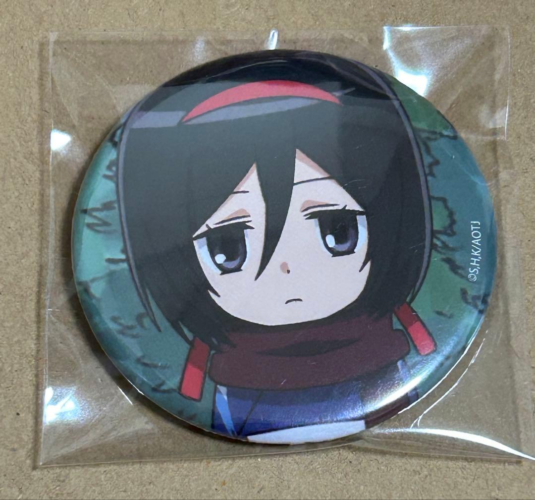 進撃の巨人　巨人中学校　ミカサ　缶バッジ　ジャージ