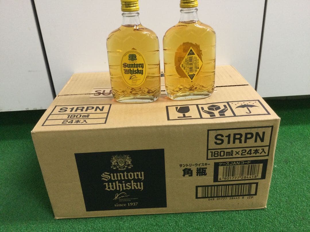 Suntory サントリー　ウイスキー　角瓶　180ml 24本入り
