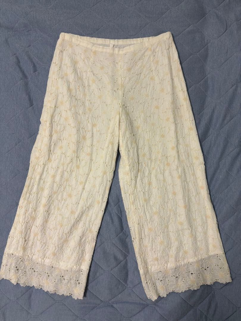 プリスティン　フラワーレース ガウチョパンツ