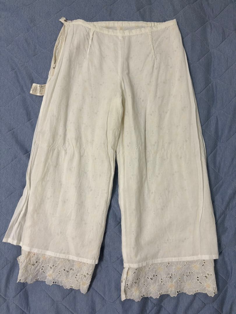 プリスティン　フラワーレース ガウチョパンツ