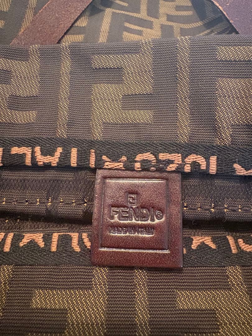 FENDI フェンディ 手提げ鞄　総柄
