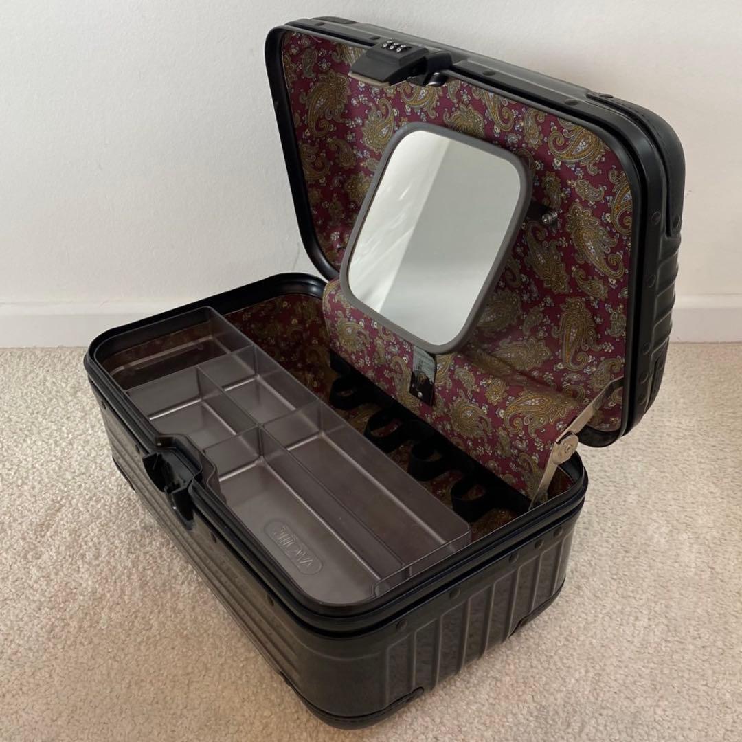 RIMOWA Samba Nova ビューティケース 18L グロスブラック