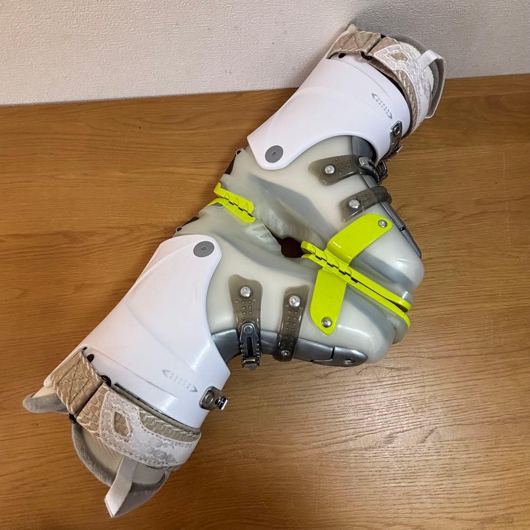 レディーススキーセット　フォルクル（Volkl）25-25.5cm ブーツ付