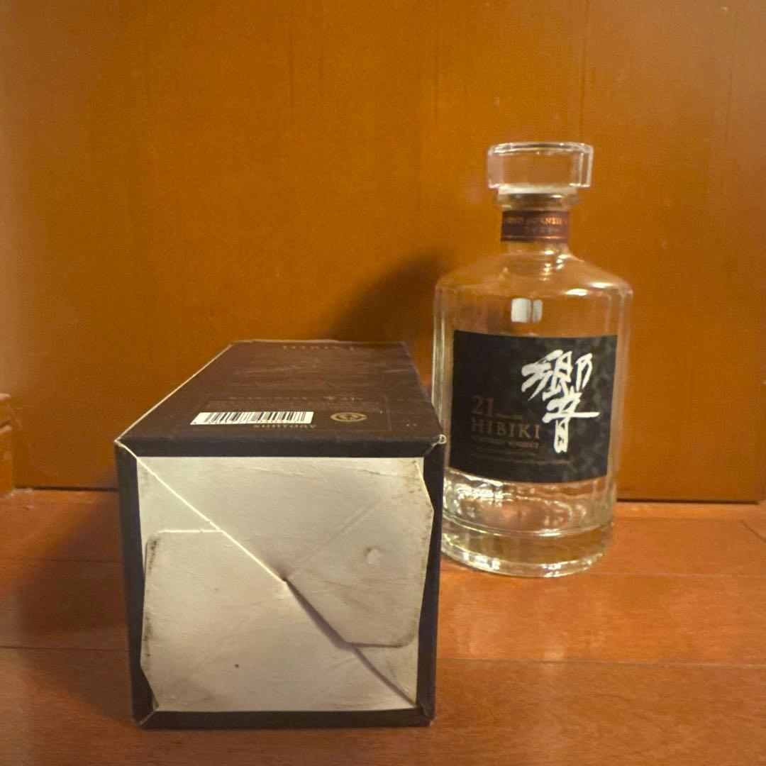 響21年ウイスキー 700ml 空瓶　未洗浄　箱付き