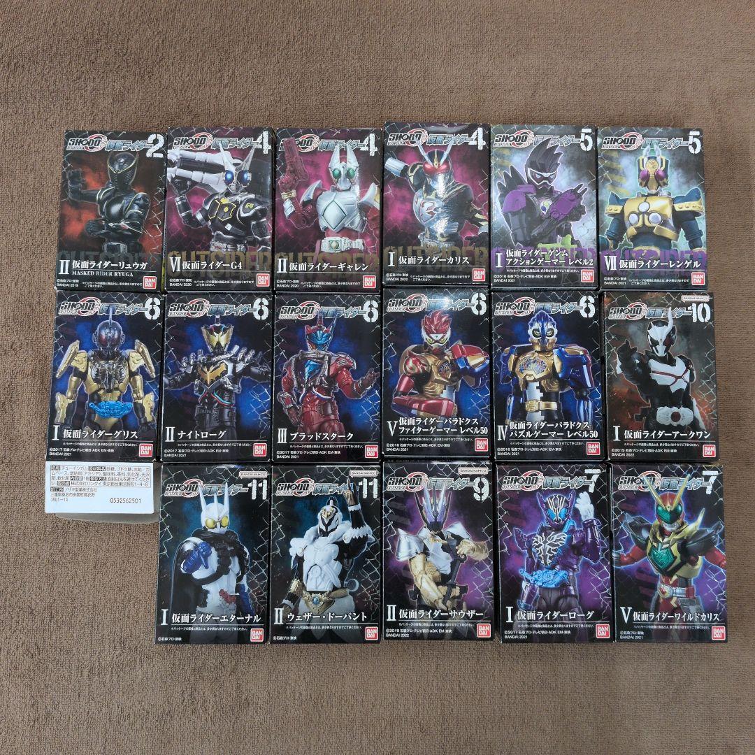 掌動OUTSIDER 17体