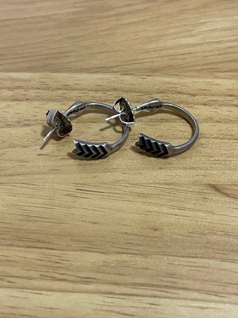 コディサンダーソンフープピアスcodysanderson