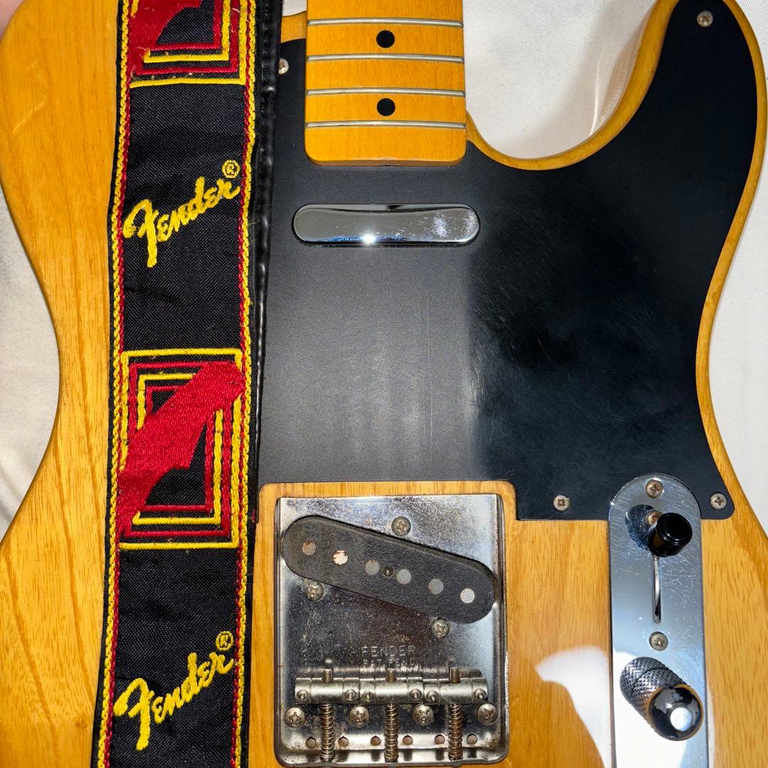 Fender Japan \"TELECASTER\" Sシリアル ストラップ付き