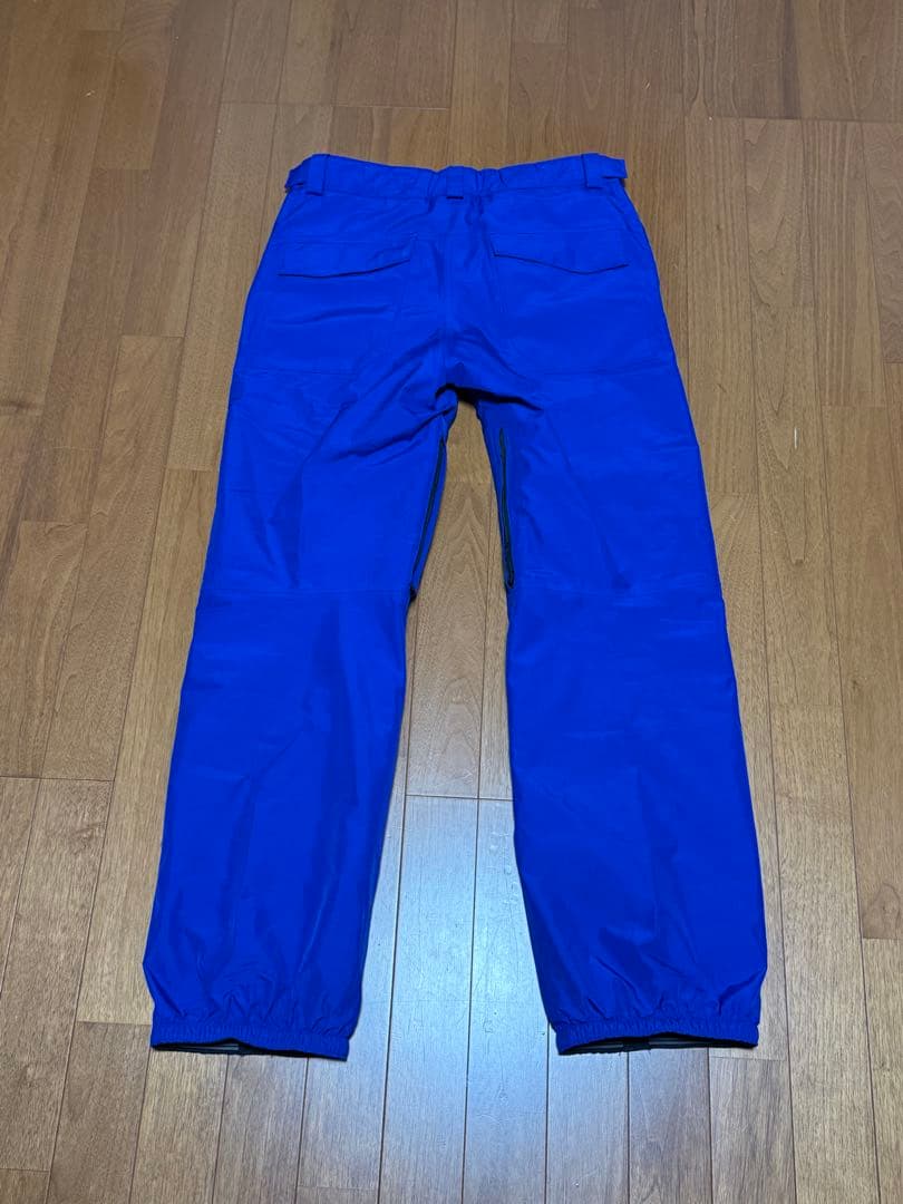 【新春セール】BURTON スノーウエア上下セット XL 青（子供用ウエア）