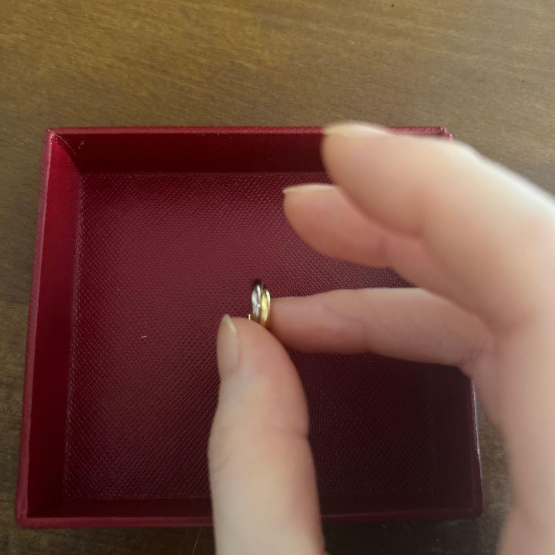 カルティエ　ピアス