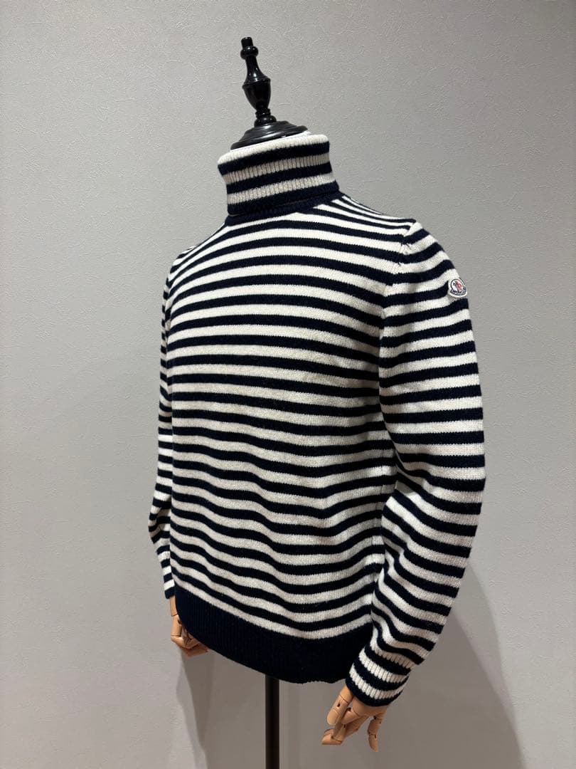 モンクレール　MONCLER ボーダータートルネックニット　ユニセックス