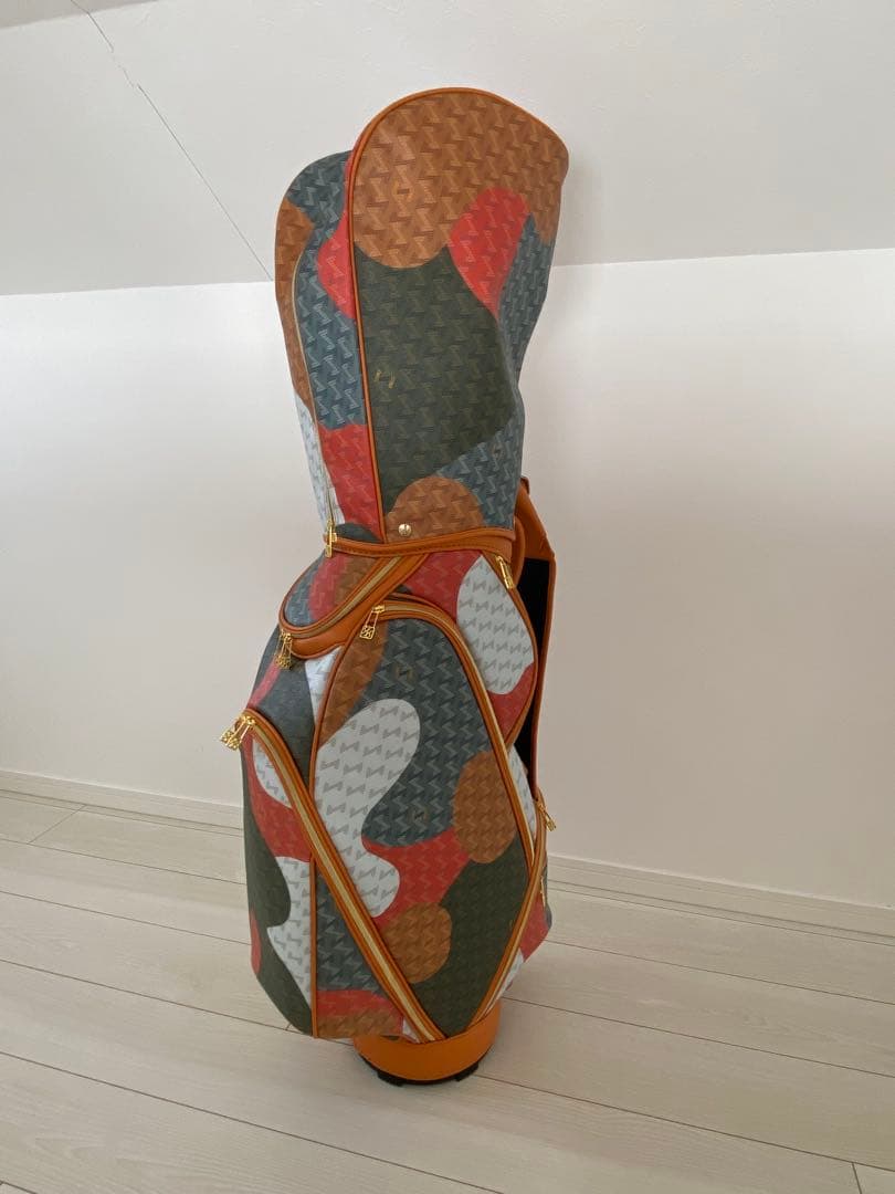 新品・未使用 レザレクション 新色 Resurrection