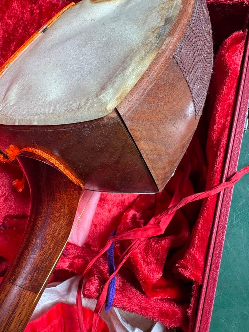 7-津軽三味線?　高級糸巻き 紅木？ハードケース&付属