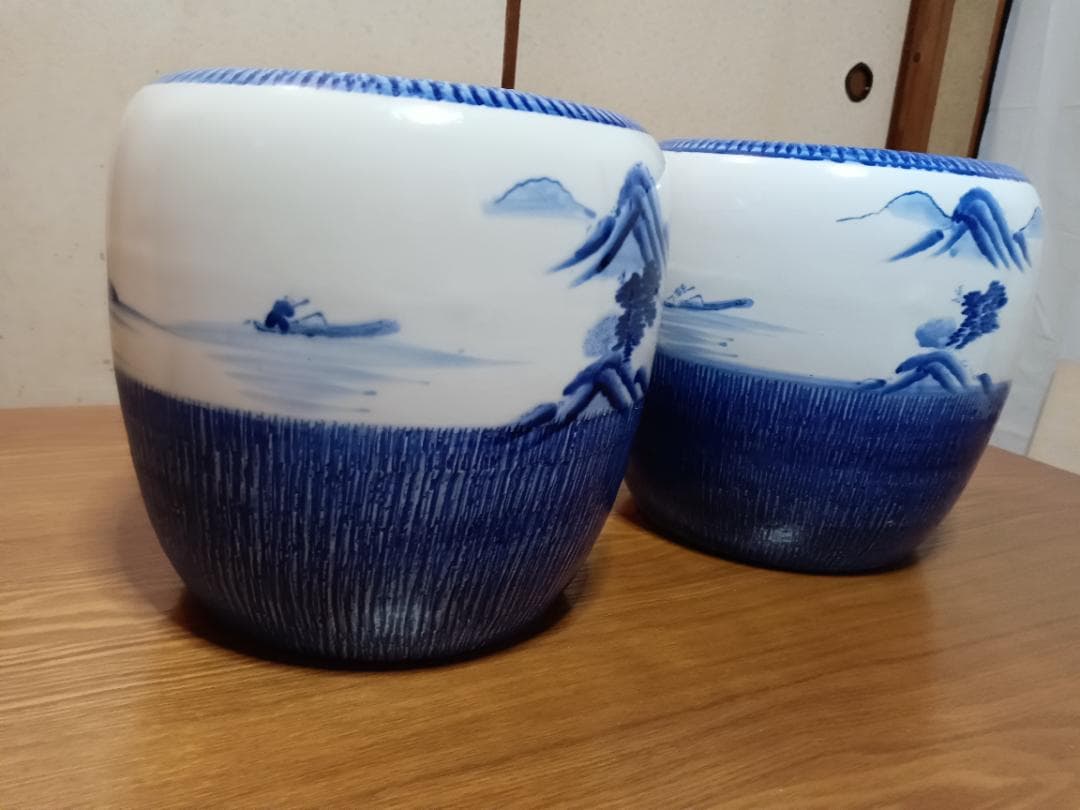 火鉢　大　２個セット　手あぶり火鉢　伊万里　有田　瀬戸　植木鉢　メダカ鉢　骨董