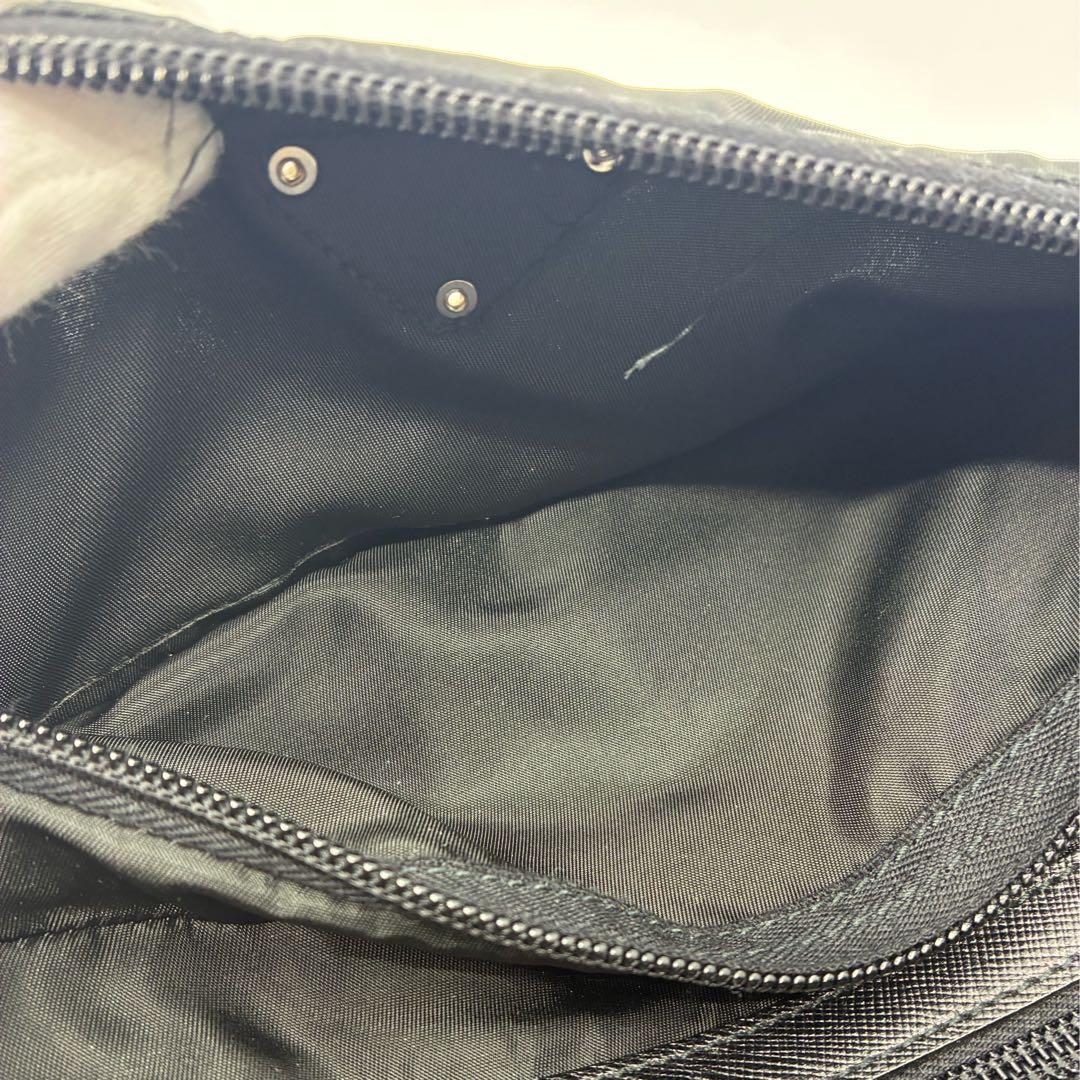 PRADA プラダ 黒 ブラック セカンドバッグ A1342C3