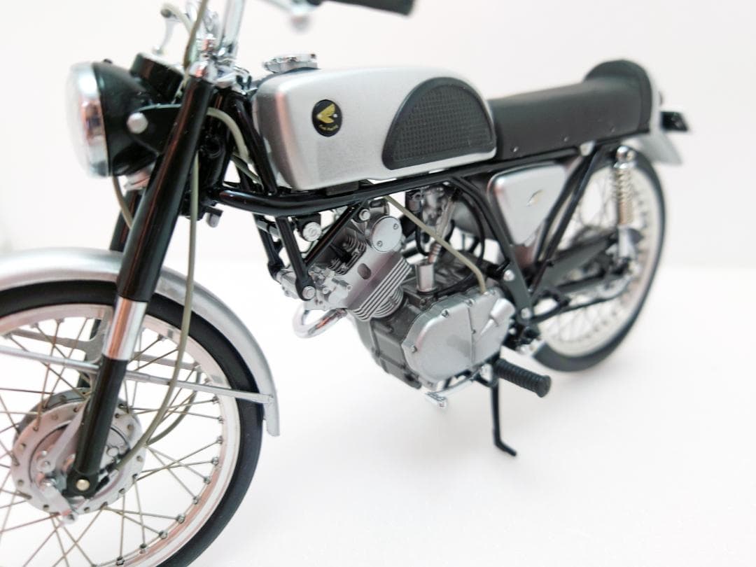 希少　EBBRO　ホンダ　CR110　ストリート　1962　バイク　精密模型