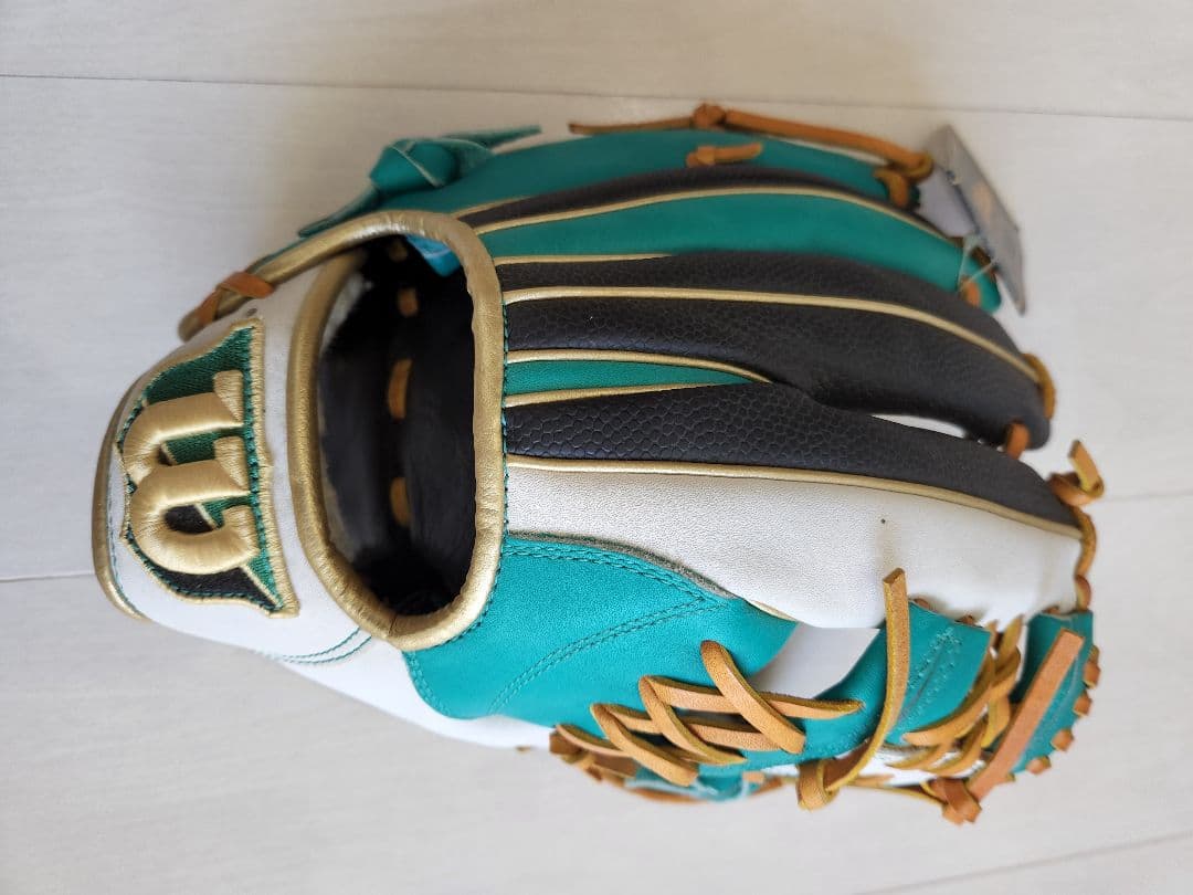 Wilson The Wannabe 軟式グローブ