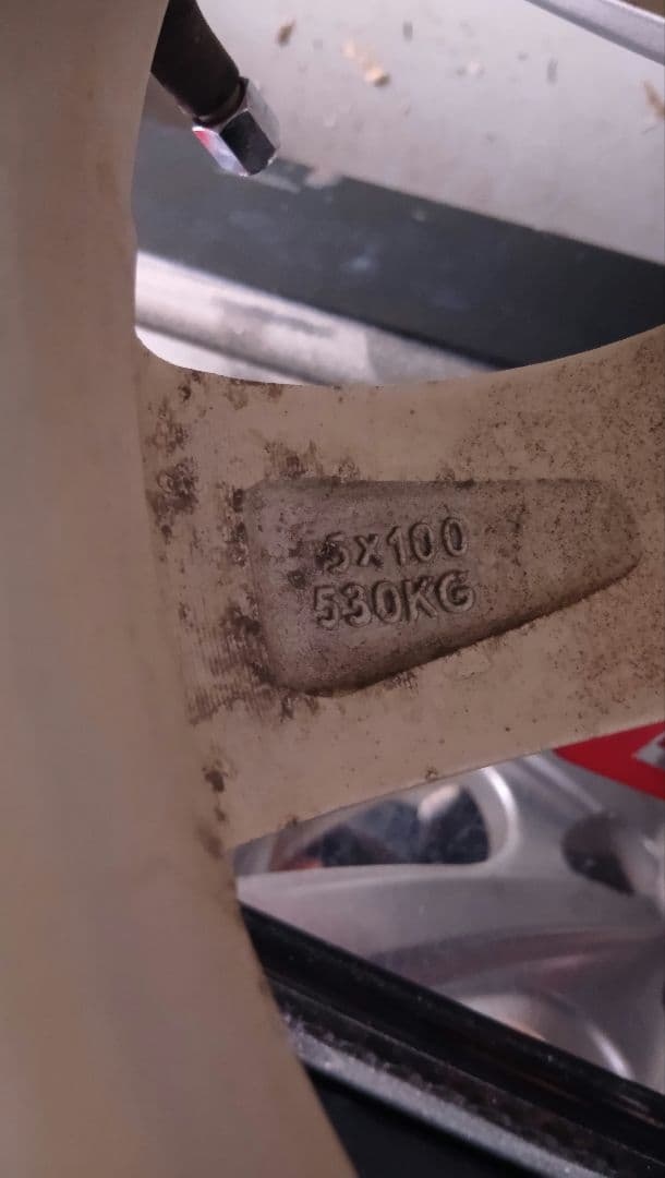 50 プリウス195/65R15 ブリヂストン　スタッドレスタイヤ　4本セット