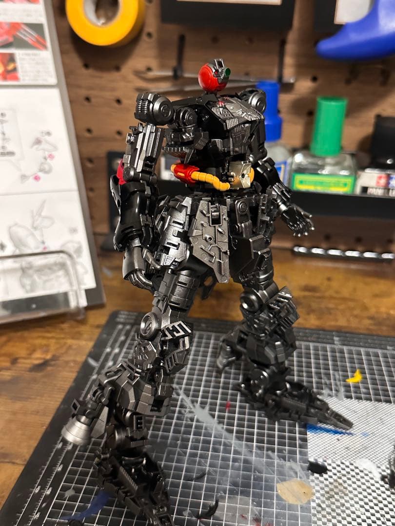 ガンプラ RG 全塗装完成品 サザビー 小改造