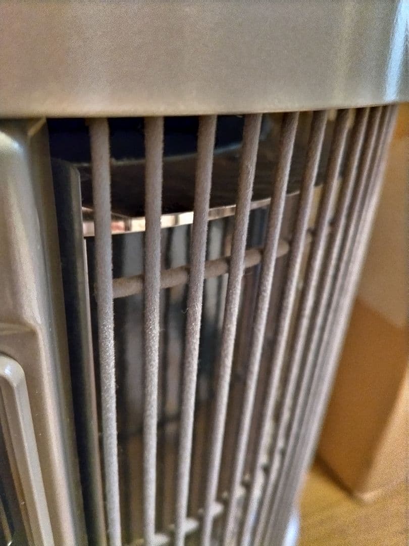 暖話室　1000型　全方位型遠赤外線輻射式暖房器　遠赤外線暖房器　2009年購入